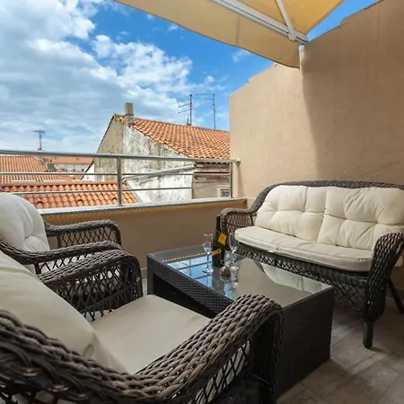 Nautical Old Town - With Roof Terrace Apartment