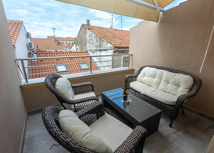 Nautical Old Town - With Roof Terrace * زادار